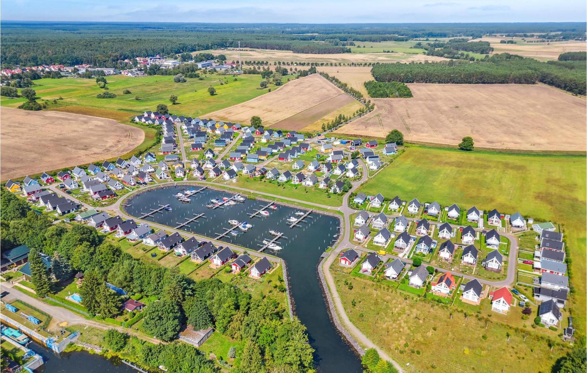 Beautiful Home In Zerpenschleuse Exteriér fotografie